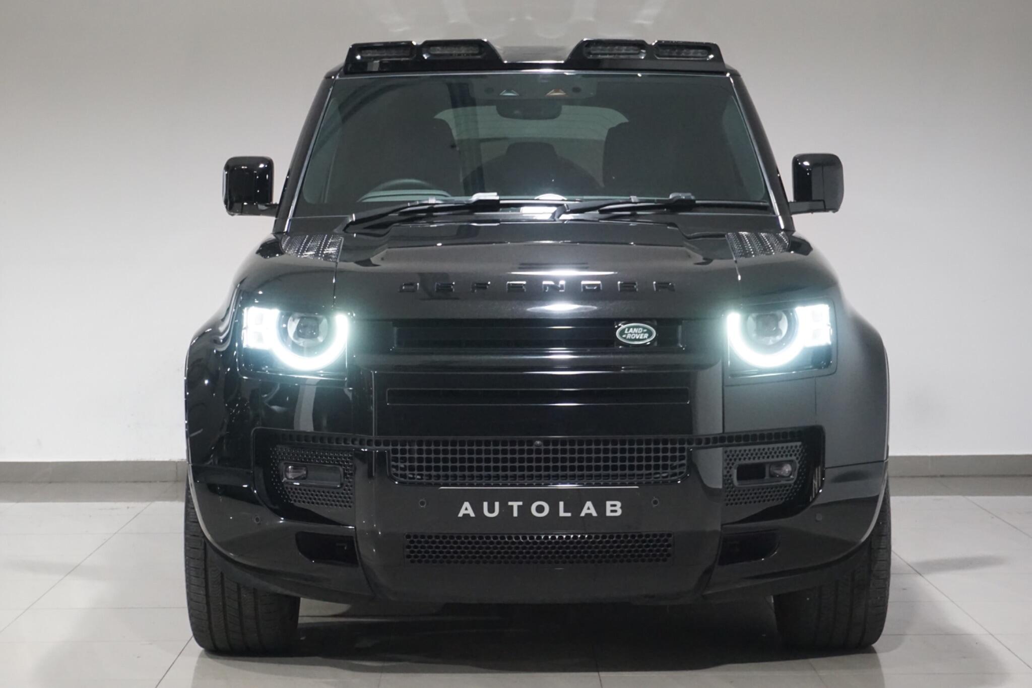 Land Rover Defender 110 3.0 D300 MHEV X-Dynamic HSE SUV 5dr Diesel Auto 4WD Euro 6 (s/s) (300 ps)